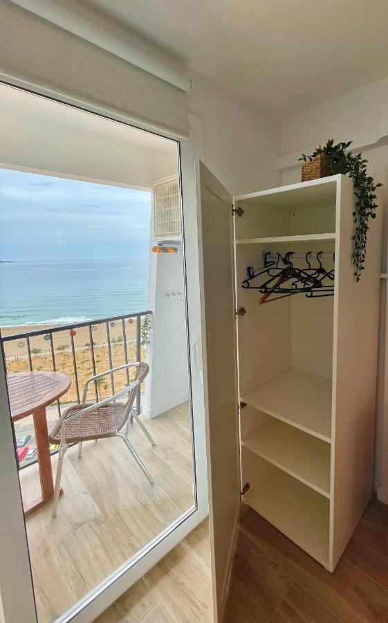 Apartamento Vistas Al Mar Aire Acondicionado Wifi เอมปูเรียบราบา ภายนอก รูปภาพ